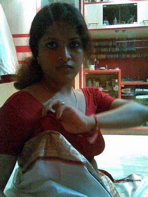 tamil aunty xxx videos.com|Tamil wife secret quick saree sex in auntys affair videos